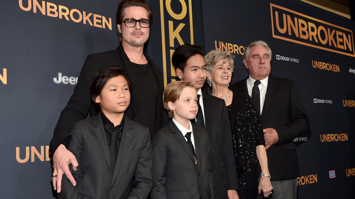 Brad Pitt, Pax Thien Jolie-Pitt, Shiloh Nouvel Jolie-Pitt, Maddox Jolie-Pitt, Jane Pitt oraz William Pitt