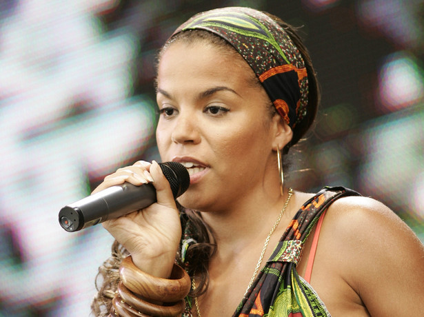 Ms. Dynamite na koncercie w Polsce