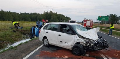 Wypadek na Mazowszu. W płonącym aucie 19-latek!