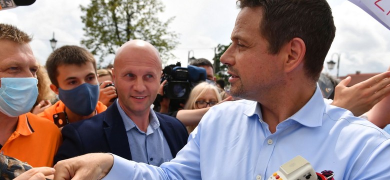 Trzaskowski po incydencie w Starych Budach: To prezydent dał dwa miliardy na szczucie