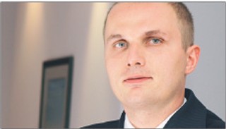 Czy do pracowników tymczasowych stosuje się przepisy dotyczące przejścia zakładu pracy