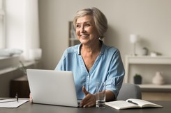 Osobom po 56. roku życia przysługuje 1893,41 zł brutto co miesiąc