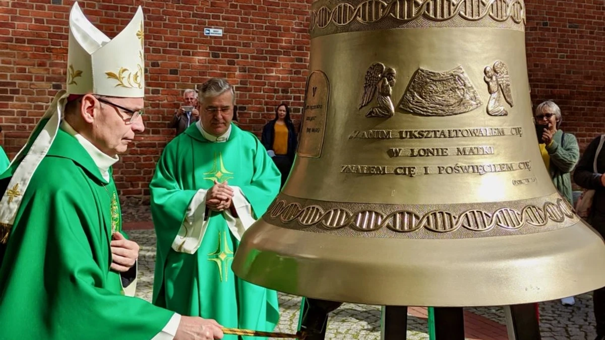 Olsztyn. Dzwon Nienarodzonych w konkatedrze św. Jakuba - Vimarsana News