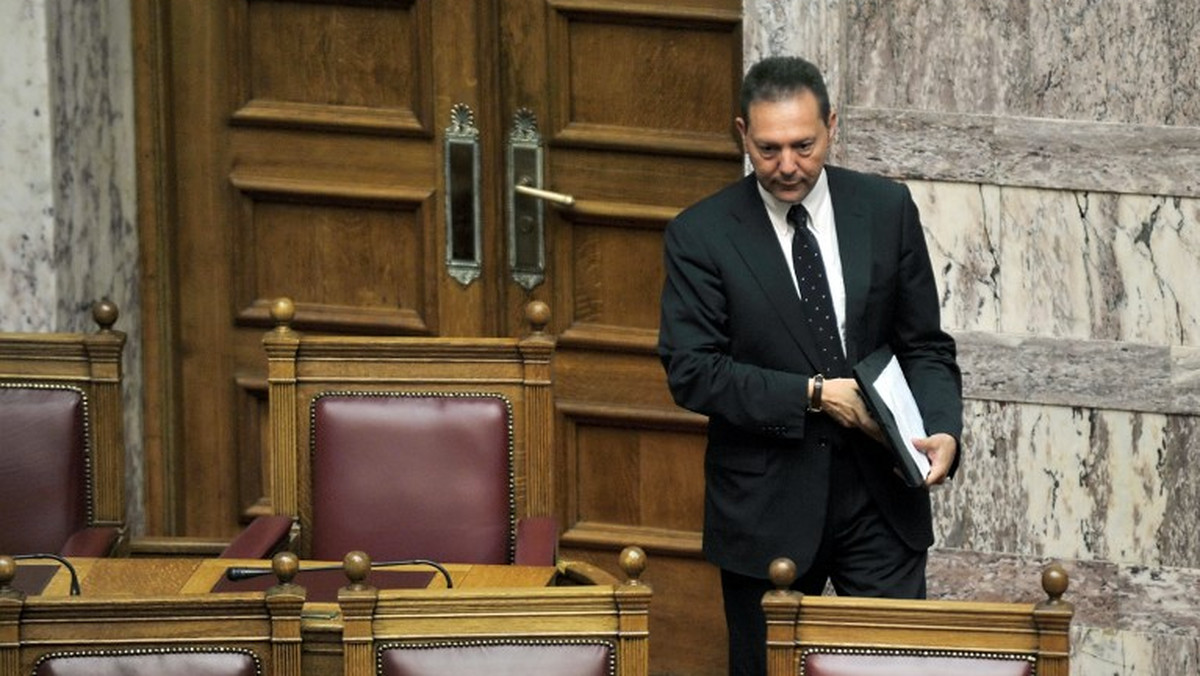 Grecka policja podatkowa prześwietla majątki 32 byłych i urzędujących polityków pod kątem korupcji - poinformowało ministerstwo finansów. Dochodzenie to jest przeprowadzane w ramach walki z unikaniem podatków i korupcją.