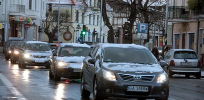 Będzie słonecznie ale mroźno. W nocy na drogach ślisko