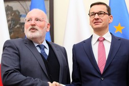 Mateusz Morawiecki, Frans Timmermans