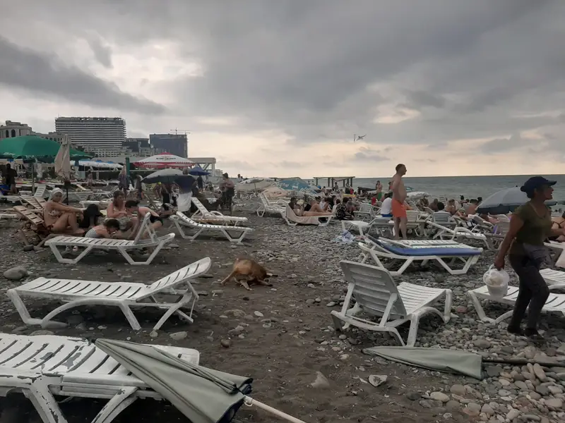 Plaże w Batumi są bardzo kamieniste