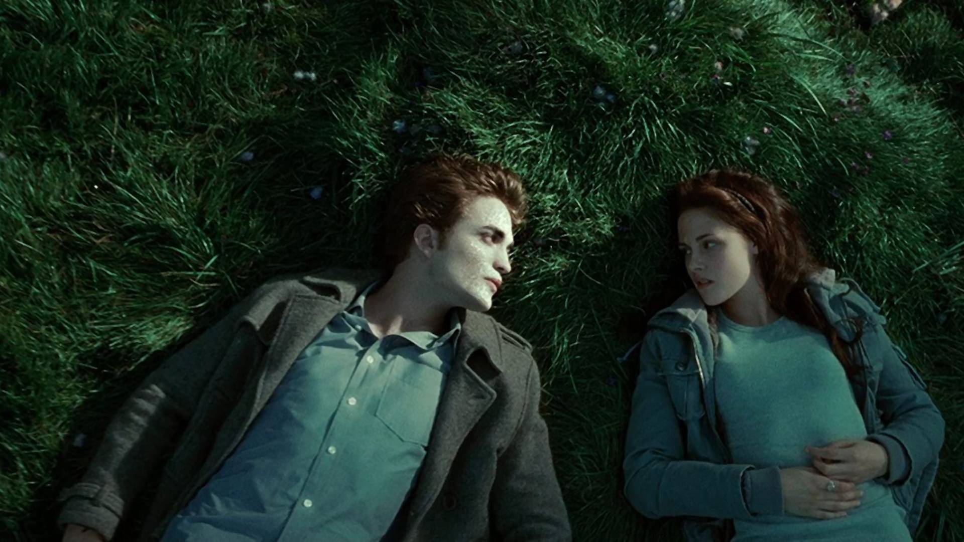 Bella i Edward wracają. "Midnight Sun" doczeka się oficjalnej publikacji. Znamy datę premiery