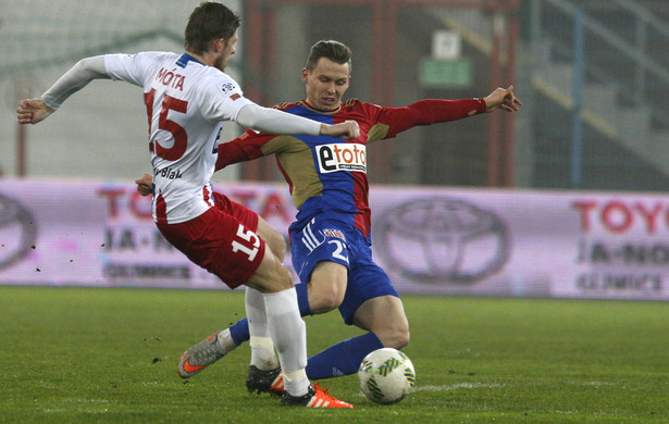 Ekstraklasa: Vacek strzelił gola w ostatniej minucie meczu i Piast wrócił na fotel lidera