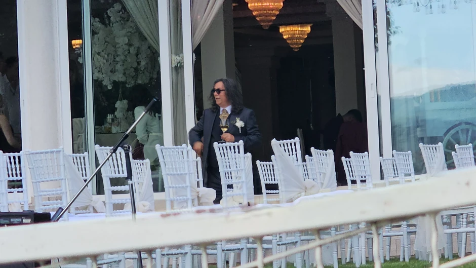 Tea Tairović  svadba, otac