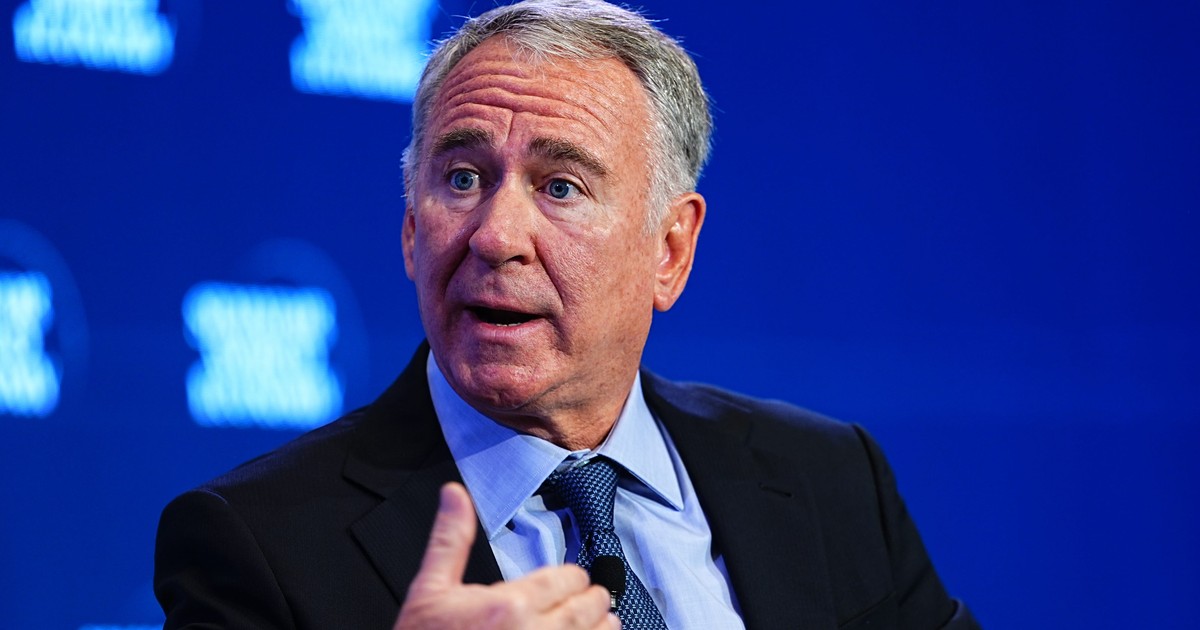 Citadel's chief people officer leaves the firm as hedge funds battle ...