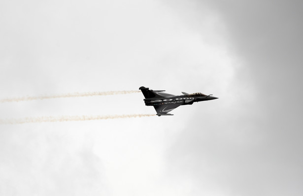 Wojskowy odrzutowiec Rafale produkowany przez Dassault Aviation SA, Paris Air Show, Francja, 22 czerwca, 2011