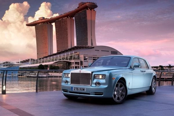 Rolls-Royce 102EX Electric Concept