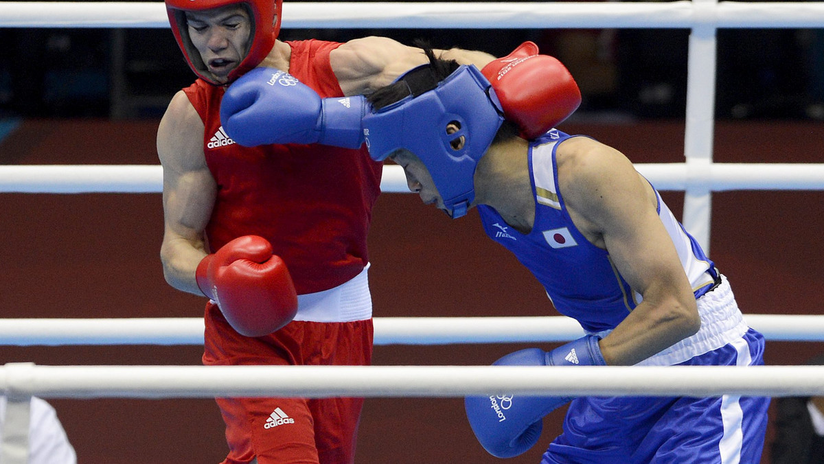 Luke Campbell pokonał Johna Joe'ego Nevina 14:11 w finale turnieju bokserskiego w kat. 56 kg podczas Igrzysk XXX Olimpiady. Brązowe medale zdobyli Lazaro Alvarez Estrada z Kuby i Japończyk Satoshi Shimizu.