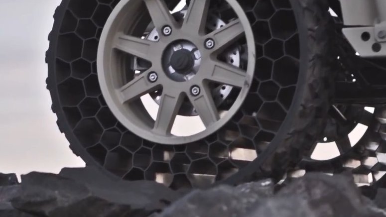 punctureless bike tyres
