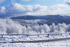 Niebezpieczna odwilż w Beskidach. IMGW alarmuje