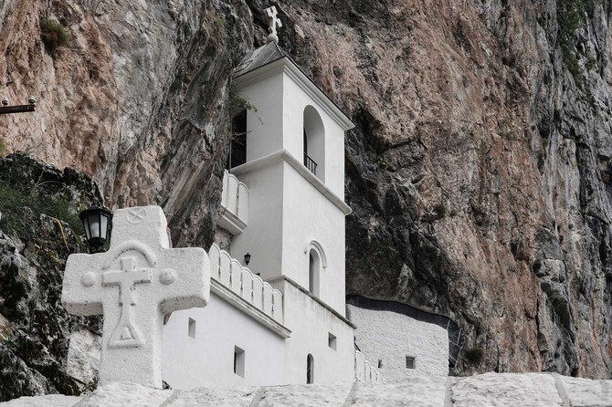 Manastir Ostrog