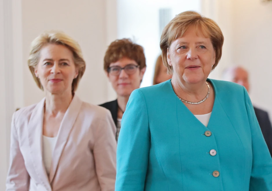 Angela Merkel Ursula Fon der Lajen