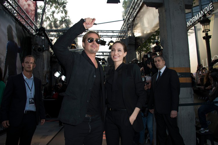 Brad Pitt i Angelina Jolie na premierze w Paryżu