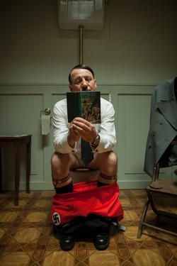 W starciu Hitler kontra Wałęsa wygrywa... Więckiewicz