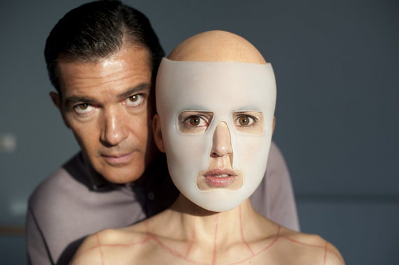 Antonio Banderas w filmie "Skóra, w której żyję" (2011)