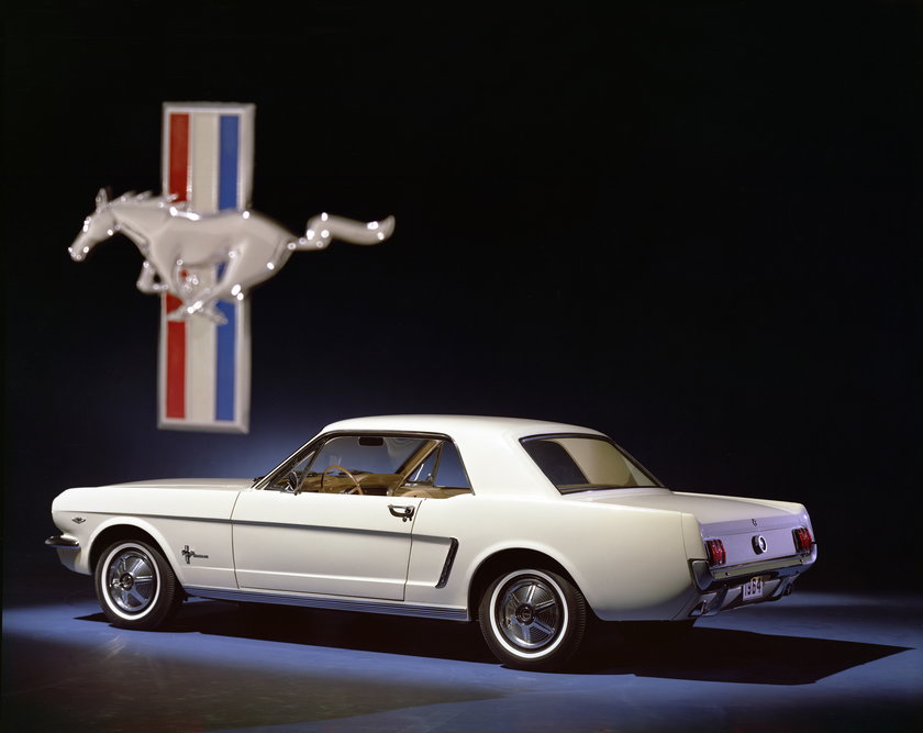 Pierwszym Ford Mustang (1964 r.) do dziś jest obiektem westchnień miłośników motoryzacji z całego świata