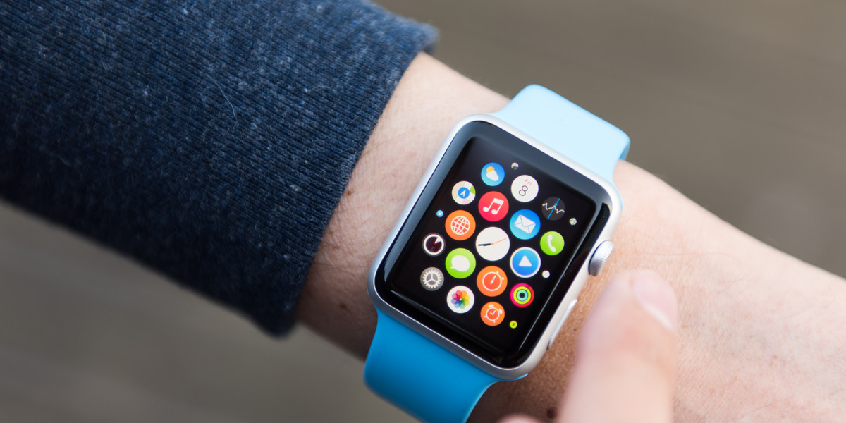 Apple ze swoim Apple Watch utrzymuje przewagę konkurencyjną na rynku wearables