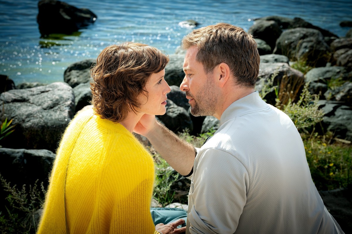 Linda (Sophie Melbinger) i Tomas (Jan Hartmann), bohaterowie adaptacji powieści "Po prostu powiedz tak"