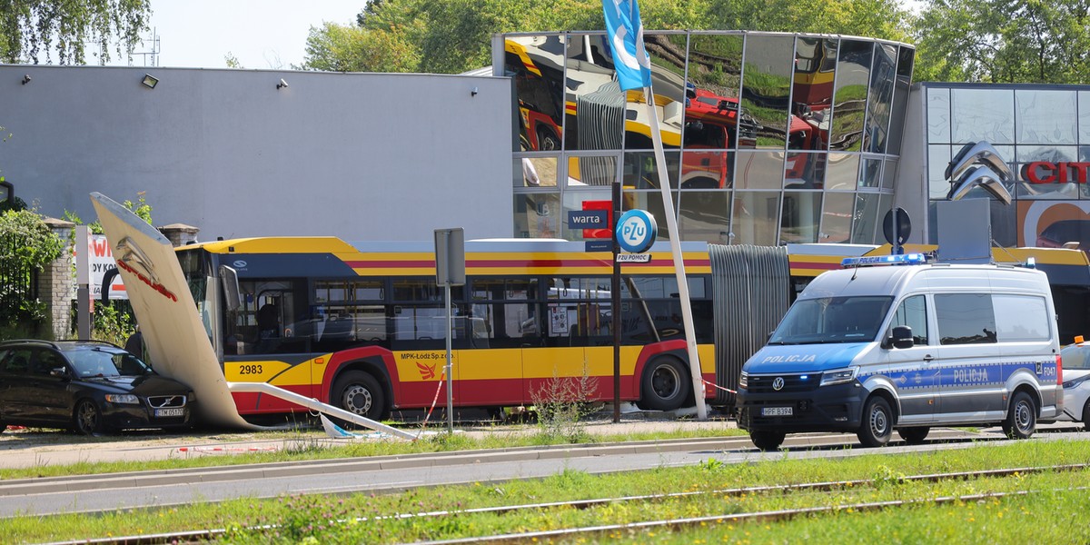 Kierowca autobusu zasłabł w czasie jazdy