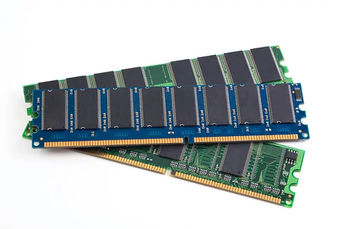 Pod koniec przyszłego roku pamięci DDR3 zdominują rynek