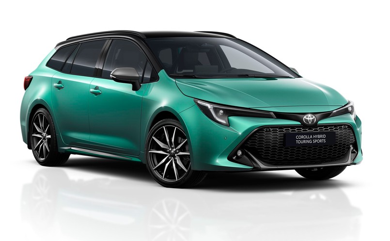 Toyota Corolla 2024 w kolorze Super Green