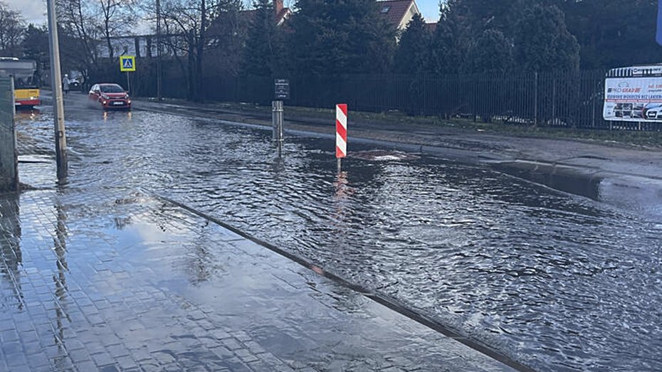 Ulica w Warszawie, która po ulewach bardziej przypomina rzekę Informacje