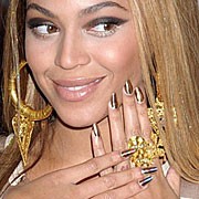 39200_beyonce-180-d000309B580527a546875