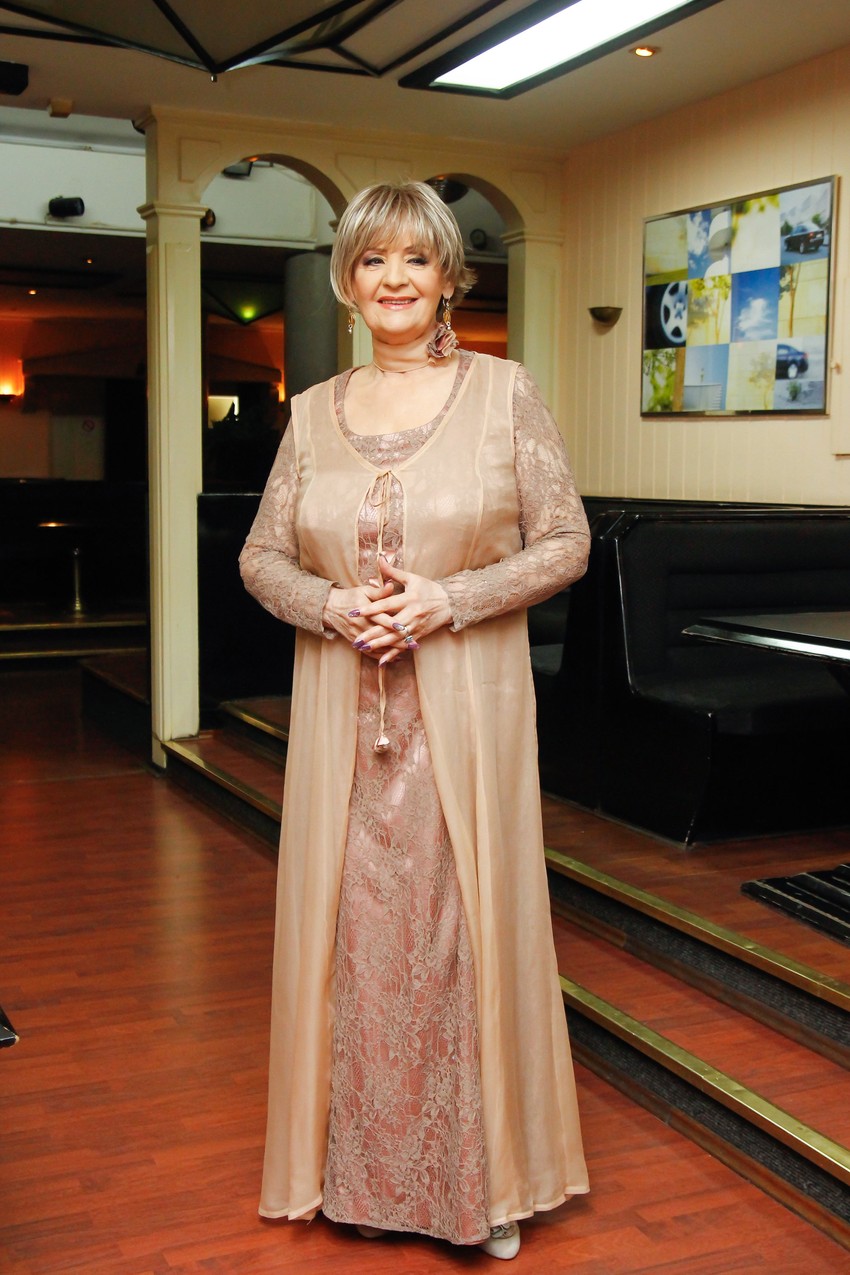 Nismo mi deca da cunjamo okolo i slikamo se zajedno: Lepa Lukić