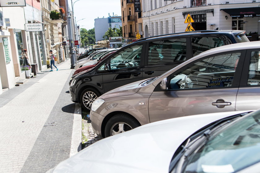 Będzie system naprowadzania na parkingi