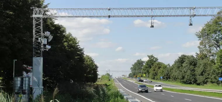 Nowy system opłat drogowych nie działa, a ma ruszyć już za trzy tygodnie