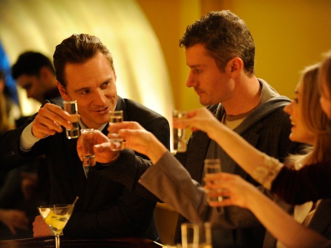 'Michael to prawdziwy aktorski geniusz. Chcę pracować z najlepszymi możliwym aktorami i tak się składa, że nie ma lepszego od Michaela' – mówi McQueen