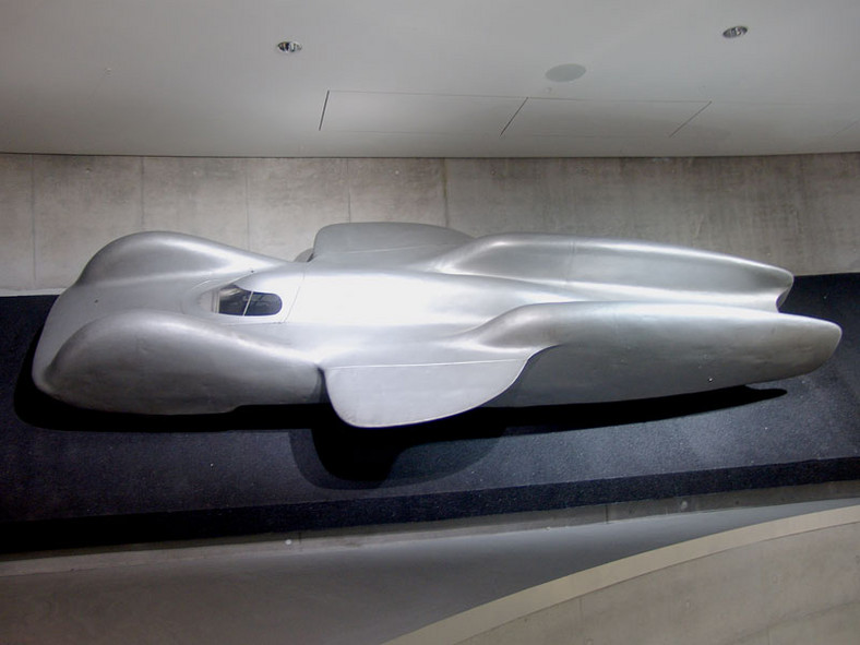 Mercedes-Benz Muzeum - tym razem sport (4. część)