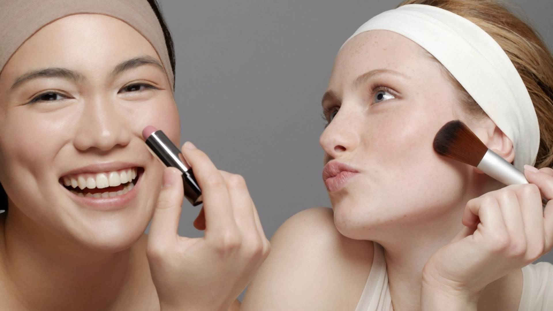 Najvažniji korak u šminkanju skoro sve žene preskoče