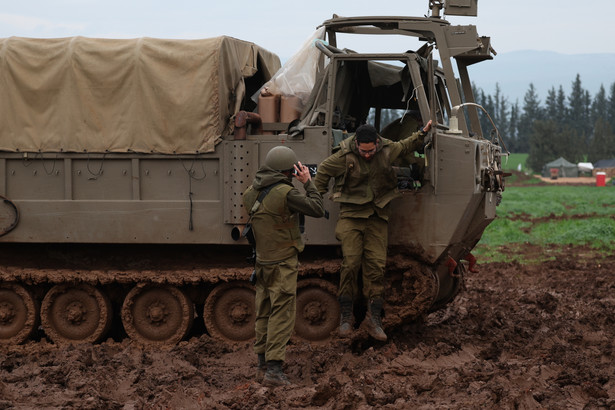 Izraelscy żołnierze jednostki stacjonującej na granicy z Libanem