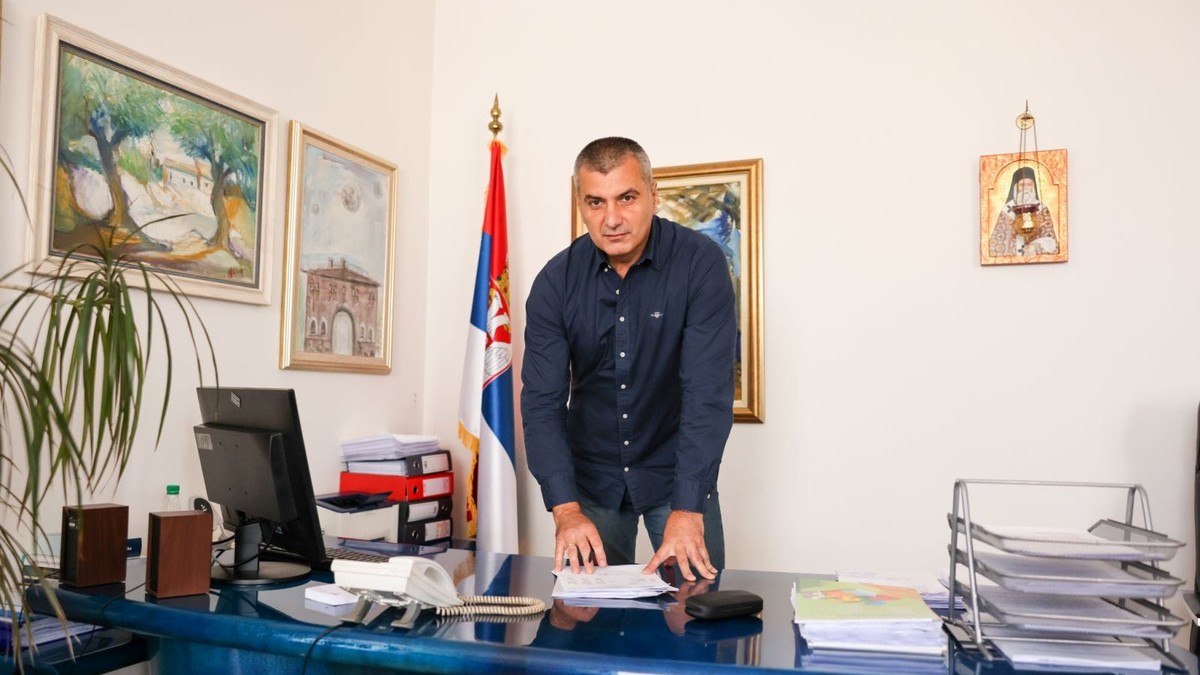 dr Nenad Bjelica spec. psihijatrije i v.d. direktora Klinike „Dr Laza Lazarević“