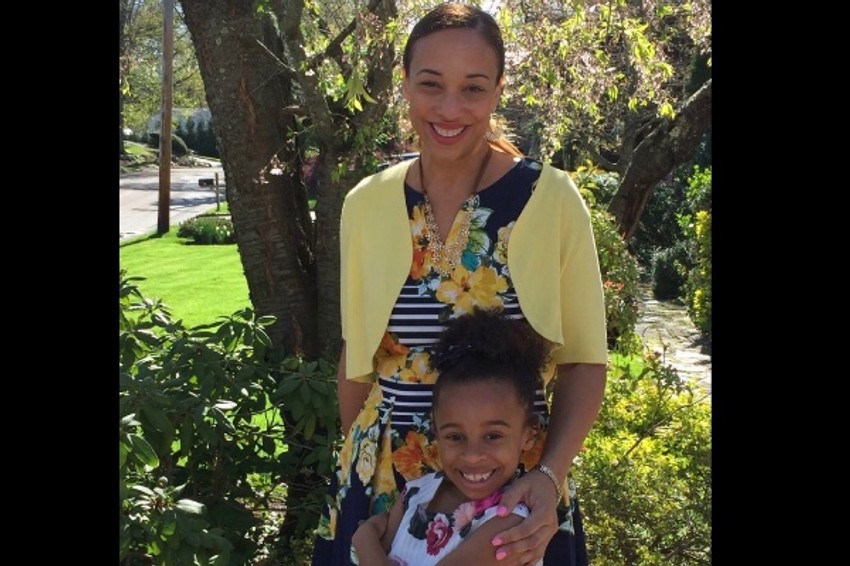 Gabrijel sa majkom Mišel Hord-Vajt