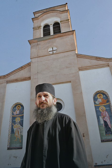 Sveštenik Miroslav Neđić