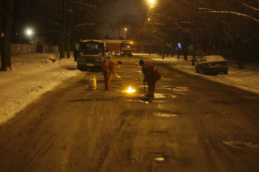 Fakt czyni cuda: Naprawili drogę