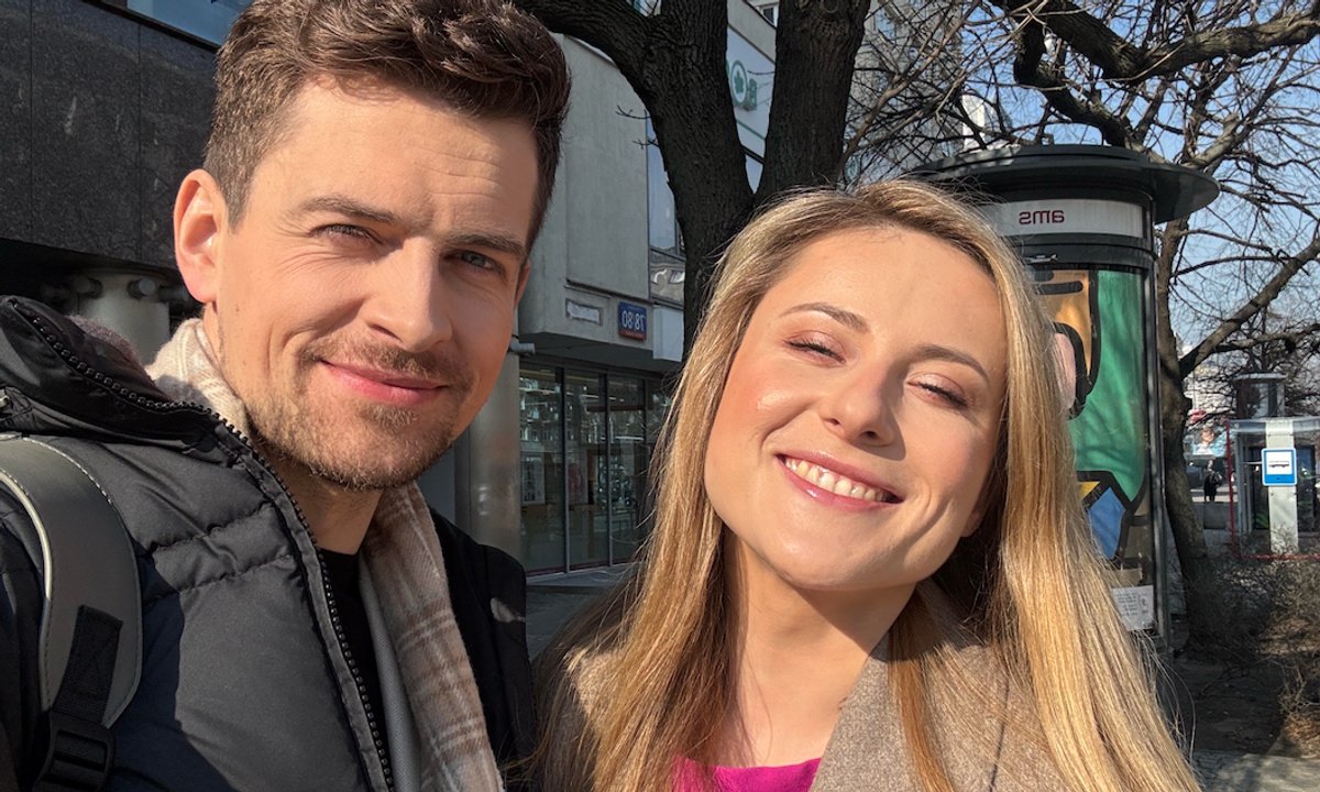 On był księdzem zakonnym, ona jego przyjaciółką. Znany jezuita wziął ślub