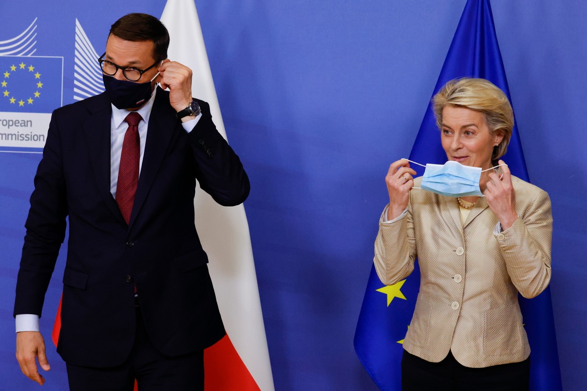 – Nie będziemy działać pod niczyim pistoletem – powiedział premier Morawiecki pytany o likwidację Izby Dyscyplinarnej SN, czego domaga się Bruksela.