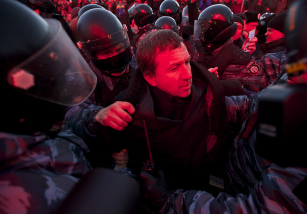 Upadnie ukraiński rząd? Manifestanci idą na budynki rządowe