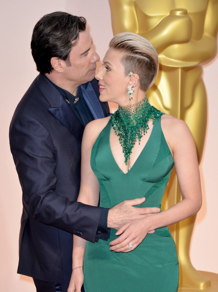 Scarlett Johansson i John Travolta