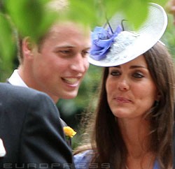 28985_william-vilmos-herceg-kate-middleton-250-d0001CF646fd0d8ac23d5