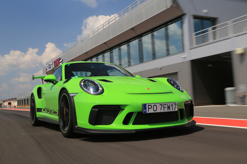 Porsche 911 GT3 RS - czysty obłęd